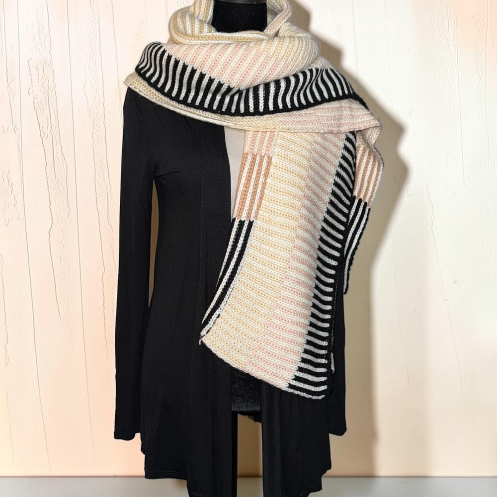 Caroline Kaufman Anthropologie Knit Scarf Cream Black Pink Patchwork Scarf